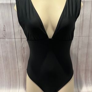 J Crew V Neck Swim Size 2 NWT Black